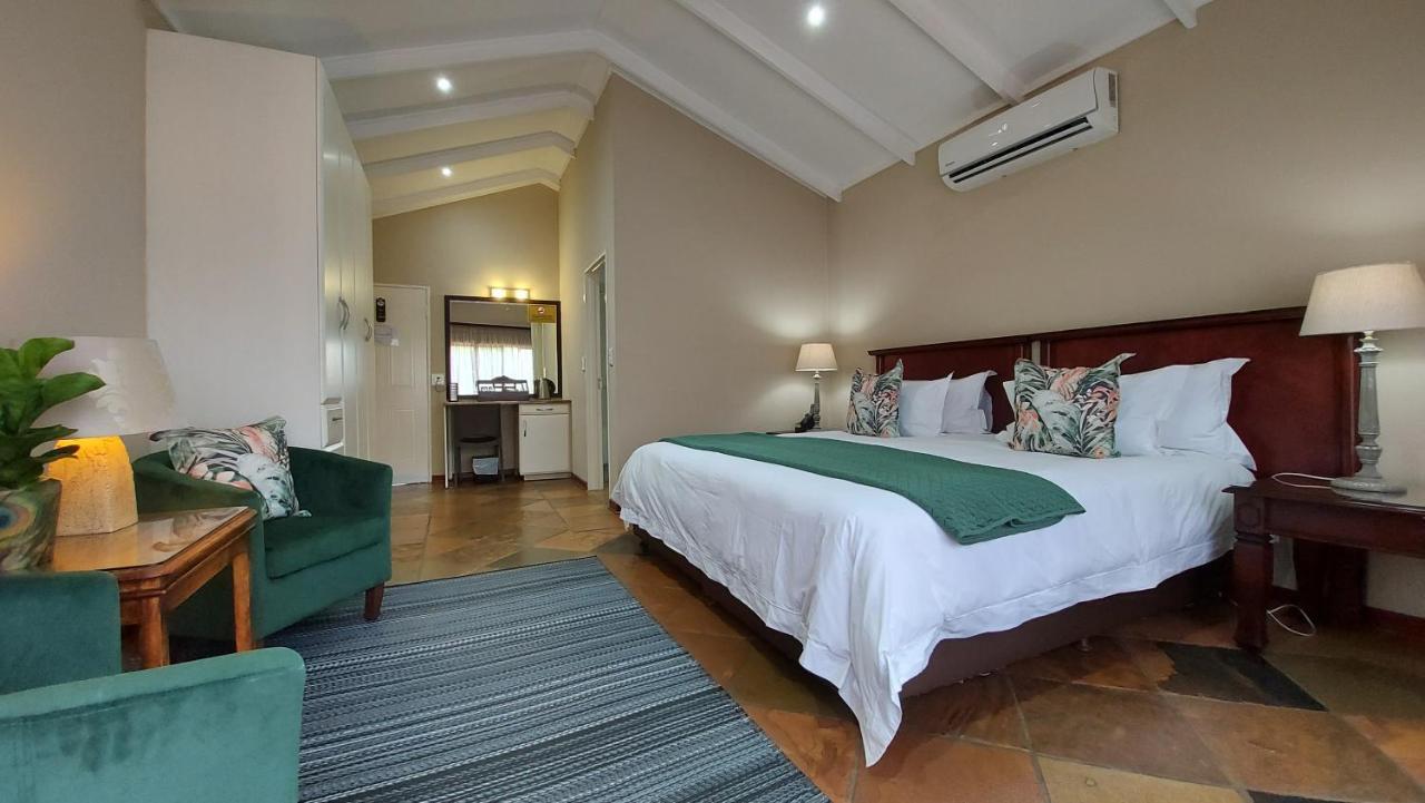 Matumi Golf Lodge Нелспрёйт Экстерьер фото