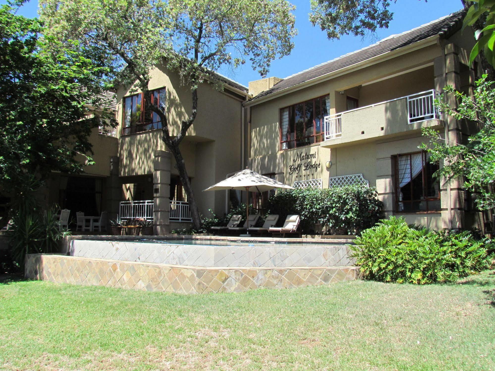 Matumi Golf Lodge Нелспрёйт Экстерьер фото